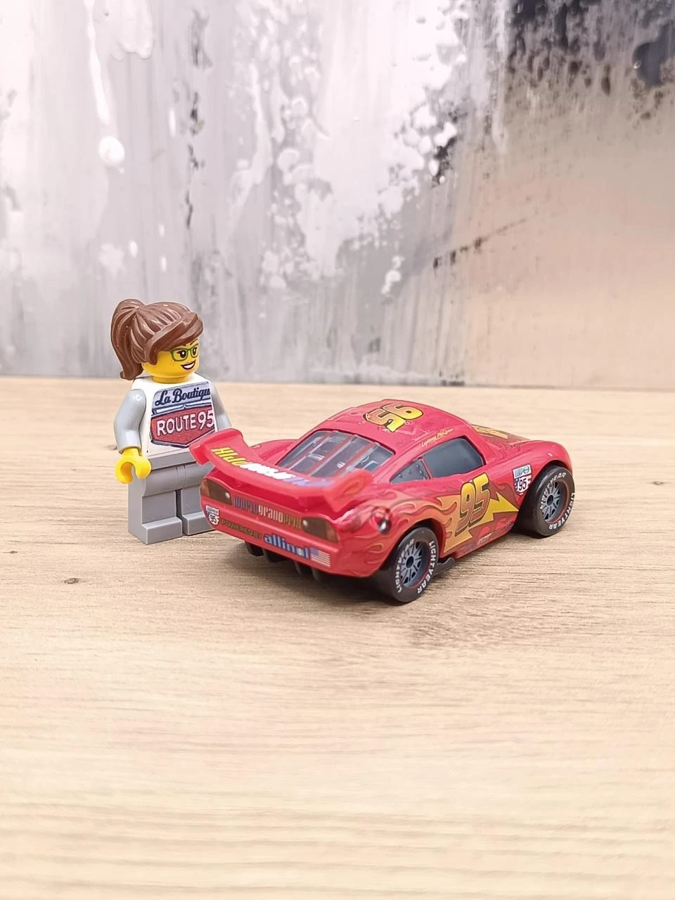 Carro Cars Flash McQueen - Brinquedo novo (CDS07) – photo 2